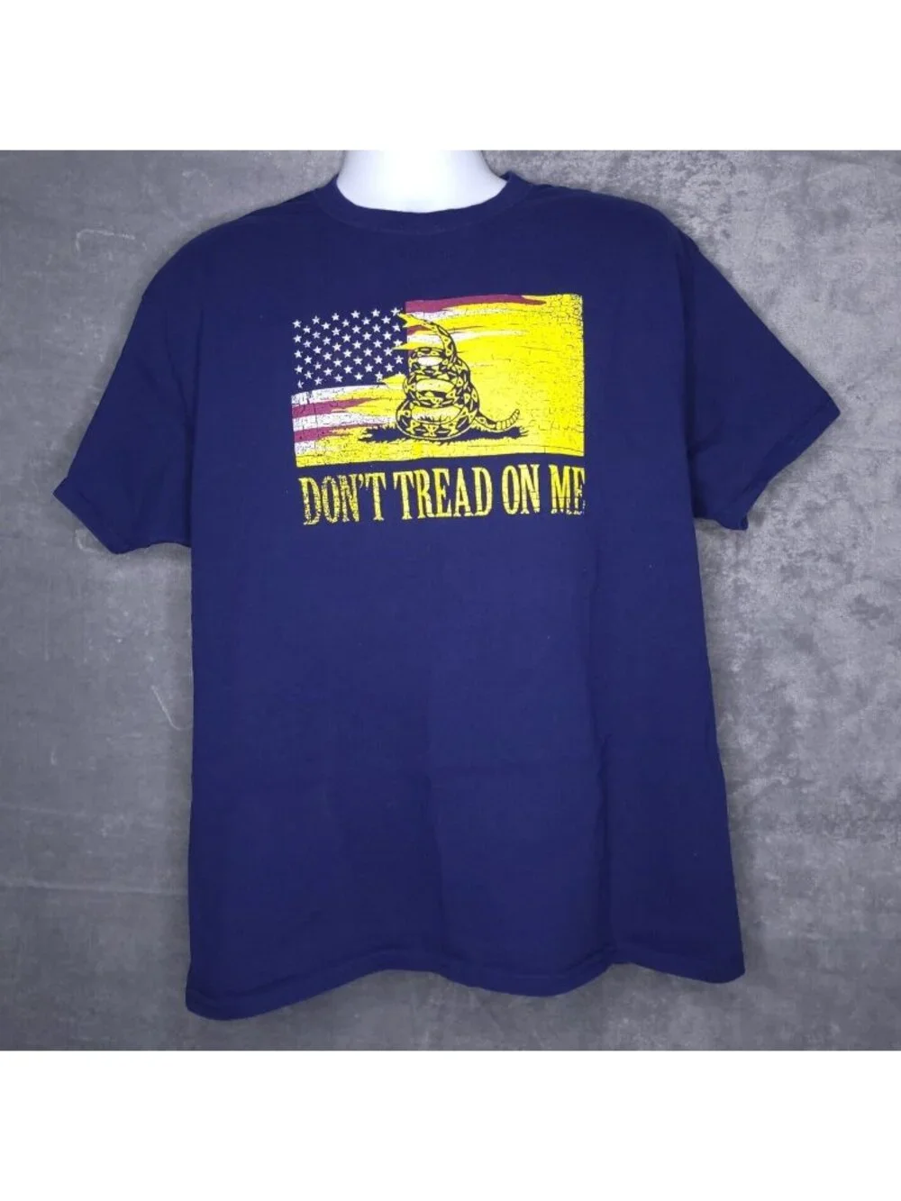 Dont Tread On Me Graphic Tee Hanes Tagless XL Navy Blue 100% Cotton Short Sleeve